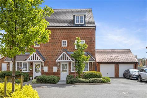 rightmove storrington